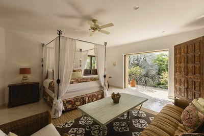 Luxury Villa Photo #65