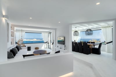 Luxury Villa Photo #11