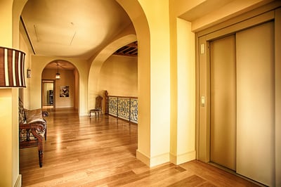 Luxury Villa Photo #14