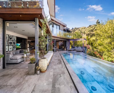 Luxury Villa Photo #7