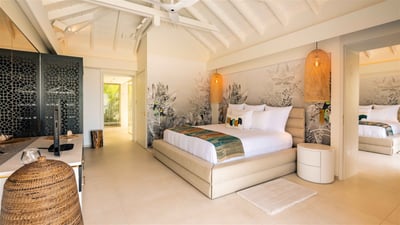 Luxury Villa Photo #44