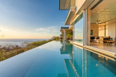 Luxury Villa Photo #17