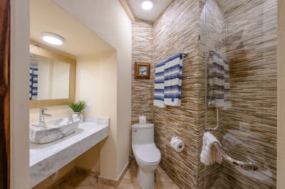 Luxury Villa Photo #53