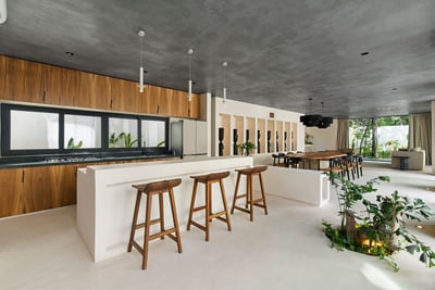 Luxury Villa Photo #11