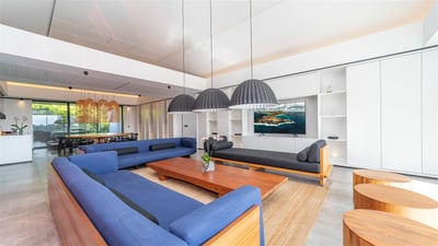 Luxury Villa Photo #14