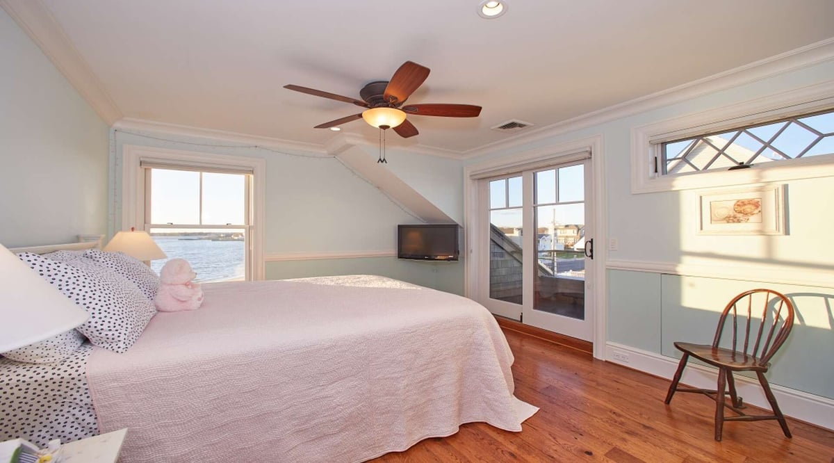 Shinnecock Bay Beach House Quogue, New York Rental Escapes