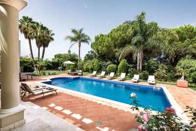 Luxury Villa Photo #6