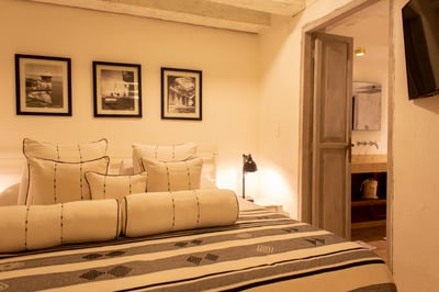 Luxury Villa Photo #14