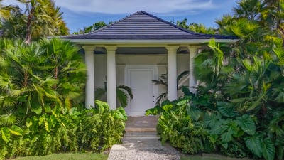 Luxury Villa Photo #55