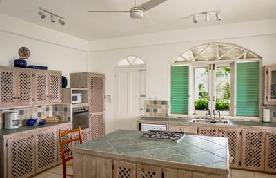 Luxury Villa Photo #37