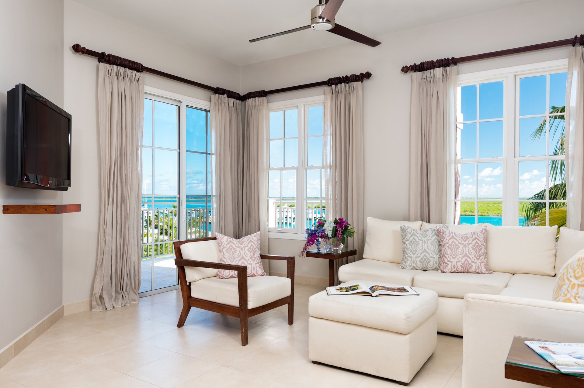 2 BDM Oceanfront Suite at Blue Haven Resort - 1