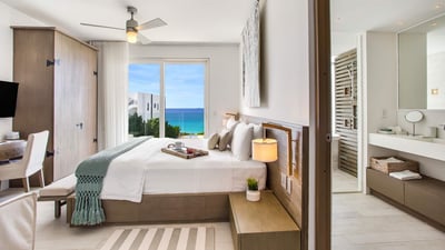 Luxury Villa Photo #11