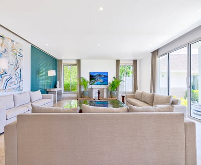 Luxury Villa Photo #16