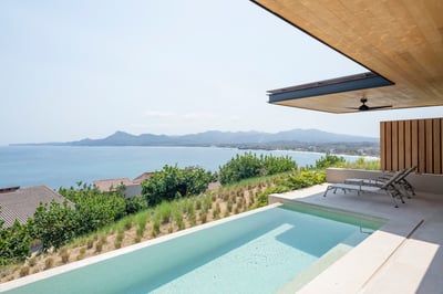 Luxury Villa Photo #2
