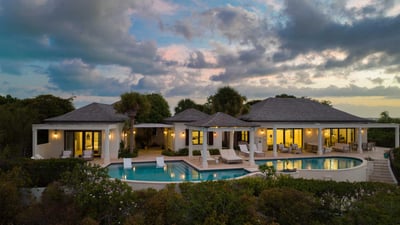 Luxury Villa Photo #2