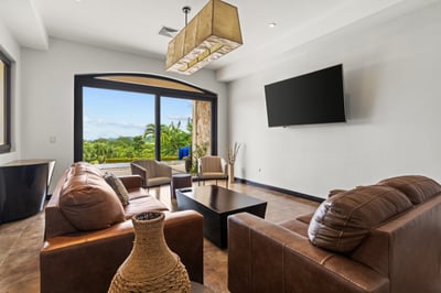 Luxury Villa Photo #50