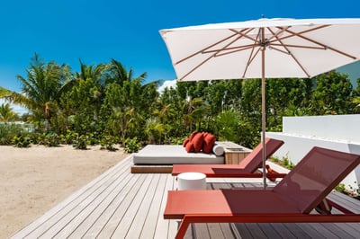 Luxury Villa Photo #6