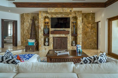 Luxury Villa Photo #27