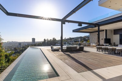 Luxury Villa Photo #4