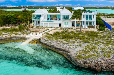 Luxury Villa Photo #2