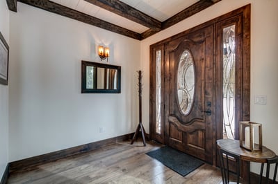Luxury Villa Photo #4