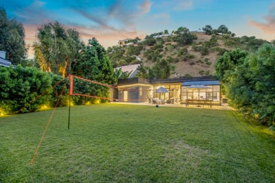 Luxury Villa Photo #12