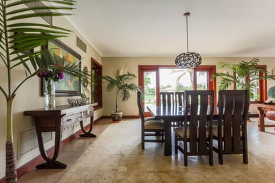 Luxury Villa Photo #15