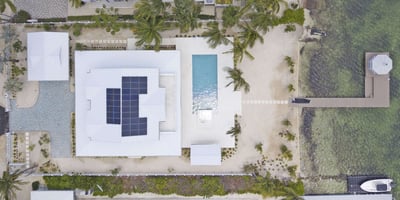 Luxury Villa Photo #30