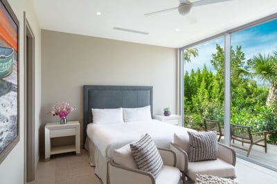 Luxury Villa Photo #34