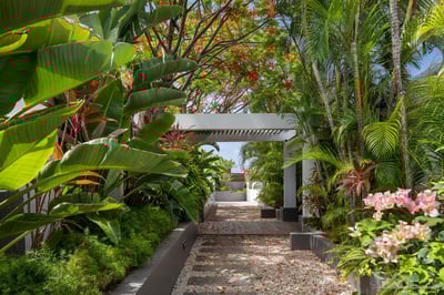 Luxury Villa Photo #50