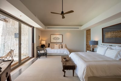 Luxury Villa Photo #51