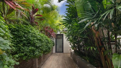 Luxury Villa Photo #13