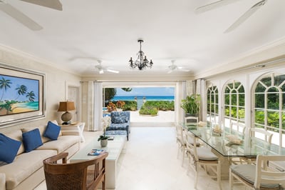 Luxury Villa Photo #8