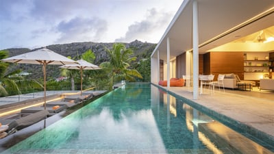 Luxury Villa Photo #10