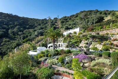 Luxury Villa Photo #12