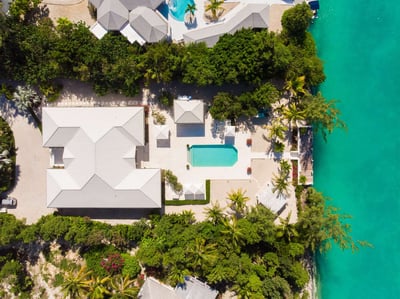 Luxury Villa Photo #4