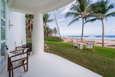 Luxury Villa Photo #4