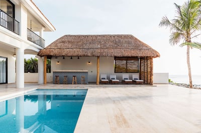 Luxury Villa Photo #9