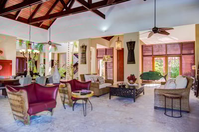 Luxury Villa Photo #13