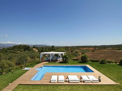 Luxury Villa Photo #2