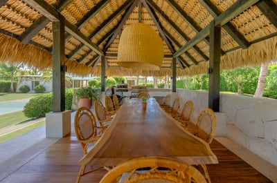 Luxury Villa Photo #14