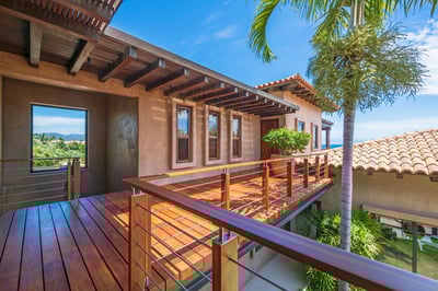 Luxury Villa Photo #44