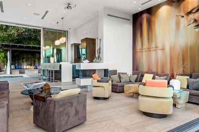 Luxury Villa Photo #8