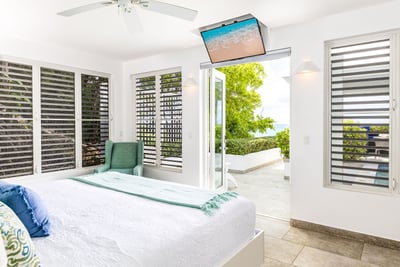 Luxury Villa Photo #22