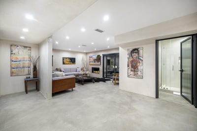 Luxury Villa Photo #52