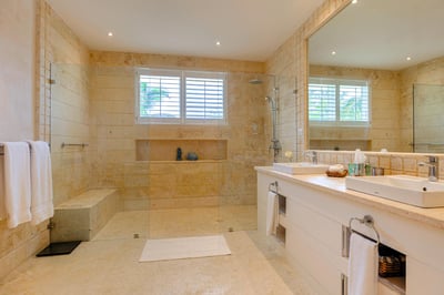 Luxury Villa Photo #31