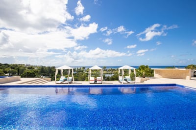 Luxury Villa Photo #5