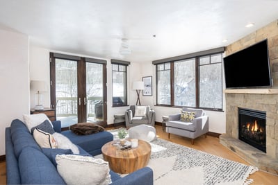 Mountain Village,Centrum 304