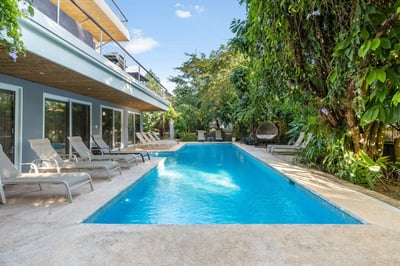 Luxury Villa Photo #7