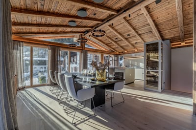Luxury Villa Photo #12